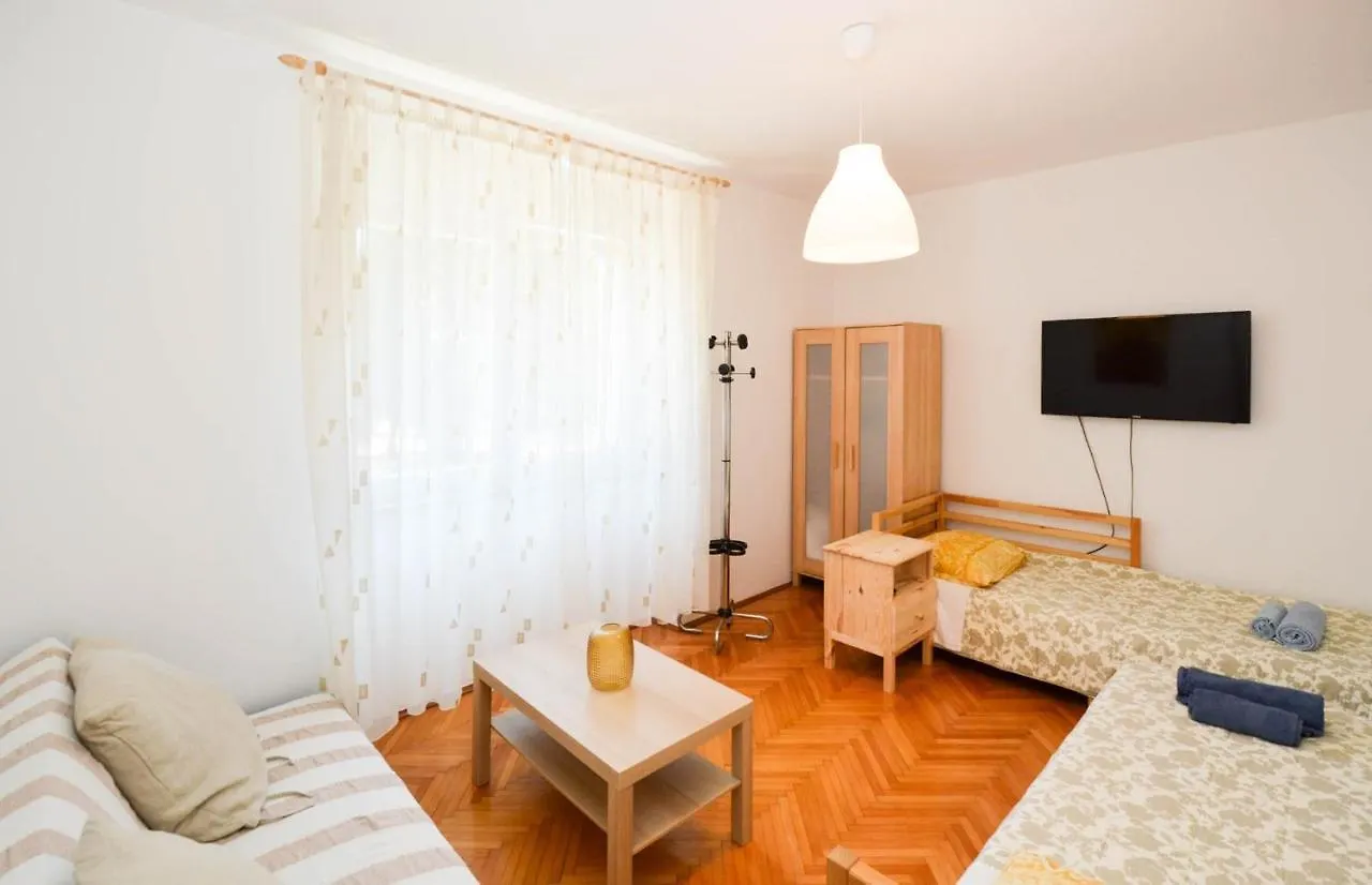Apartment Pula 43 Veruda