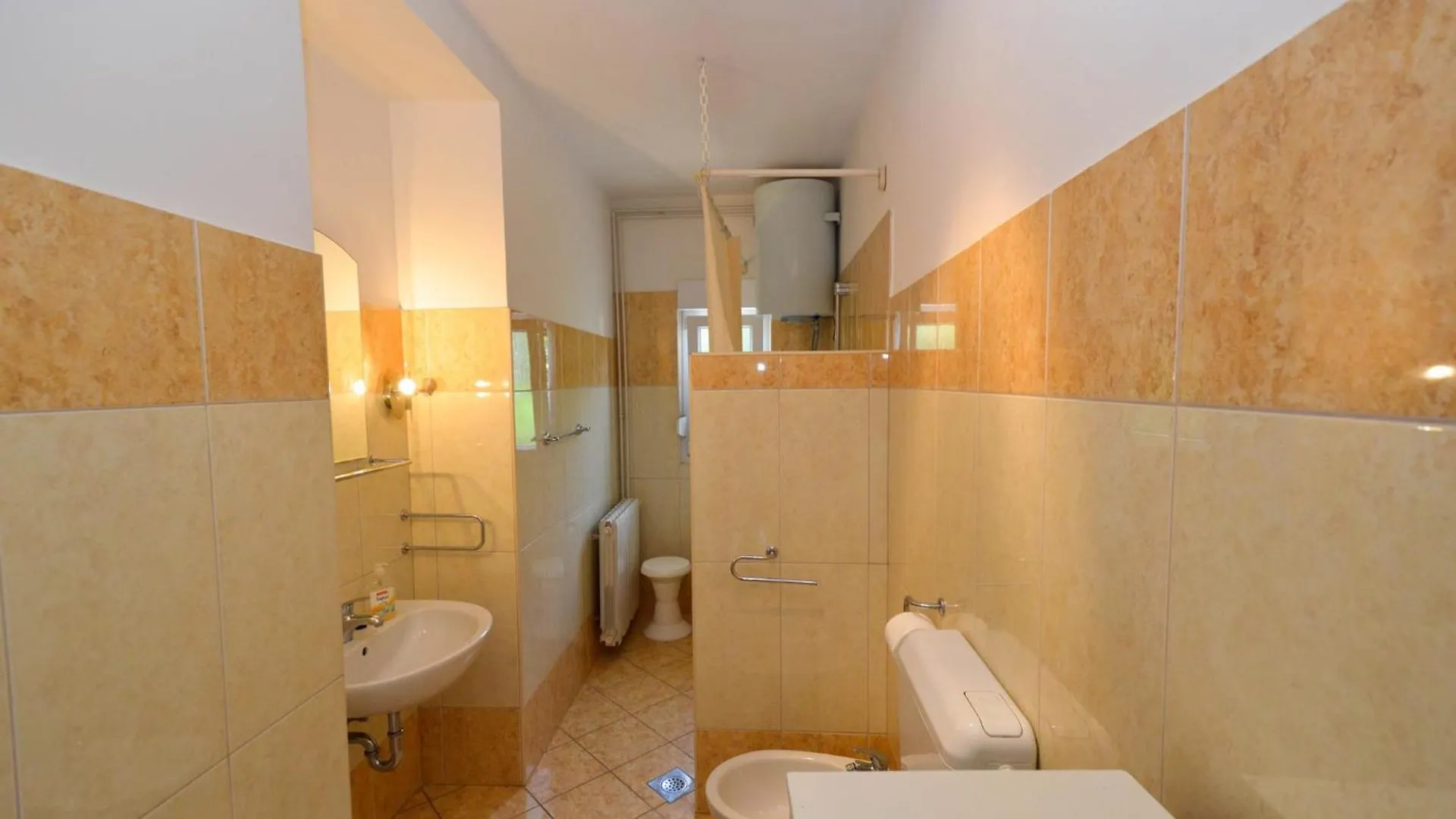 Apartment Pula 43 Veruda 0*,