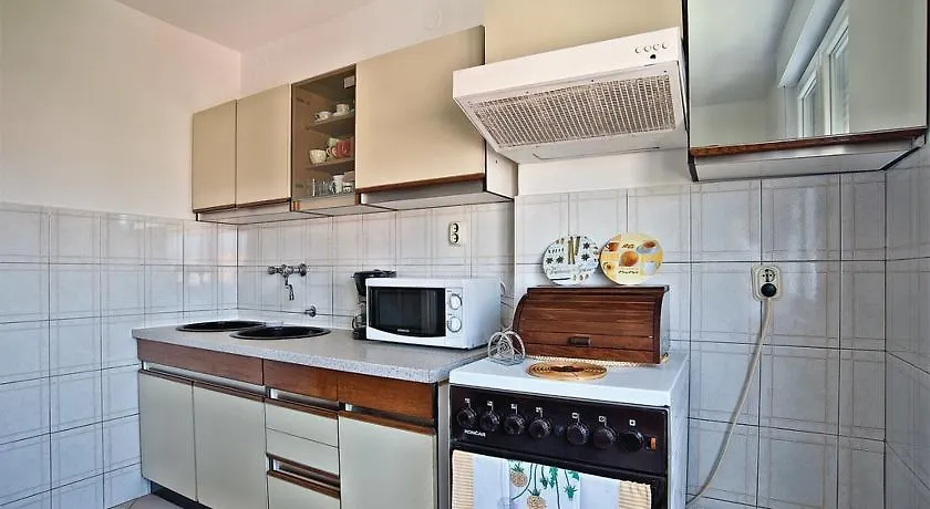 Apartment Pula 43 Veruda 0*,
